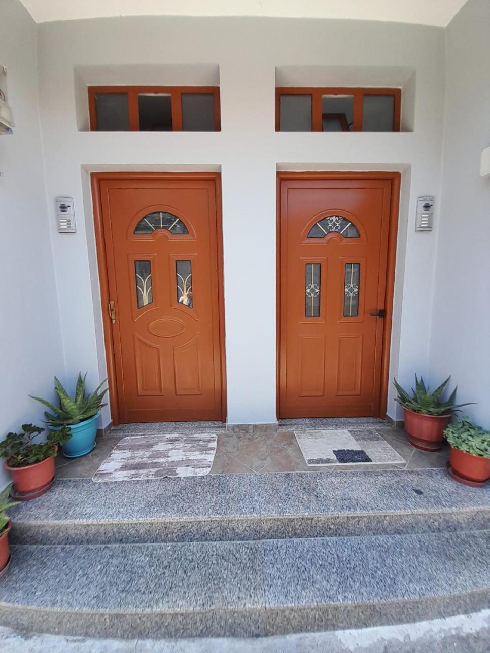 Aleksi&eli Apartament Szkodra